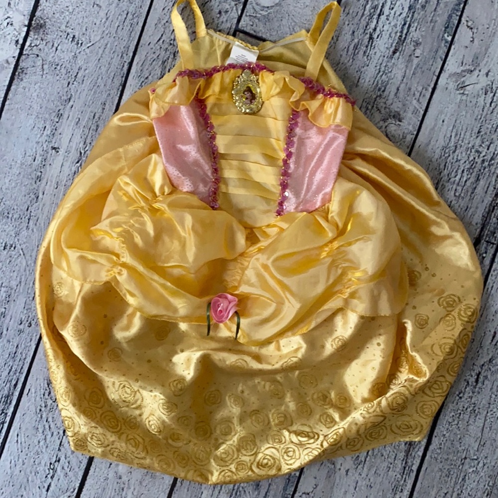 Bell beauty and the beast with circle bottom Disney